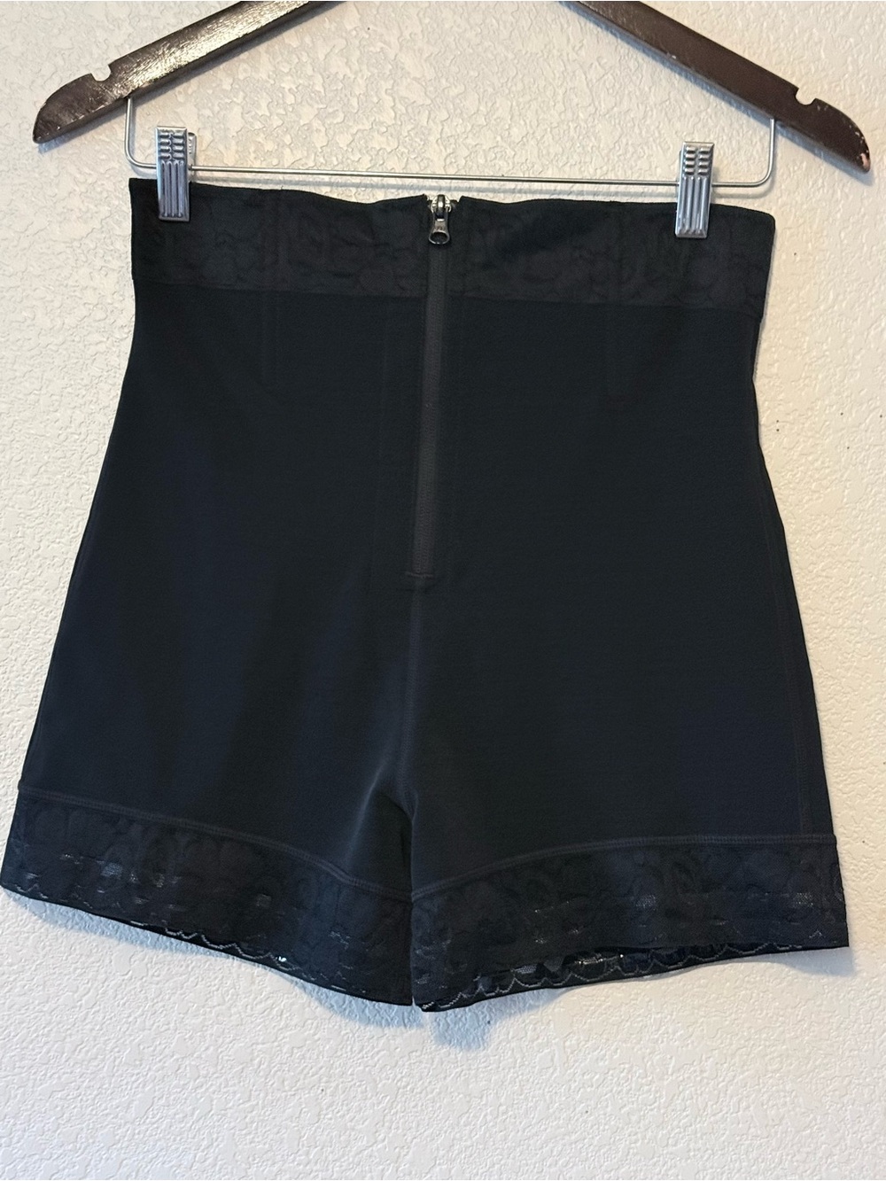 High-Waist Black Lace Trim Women's Shorts 0231